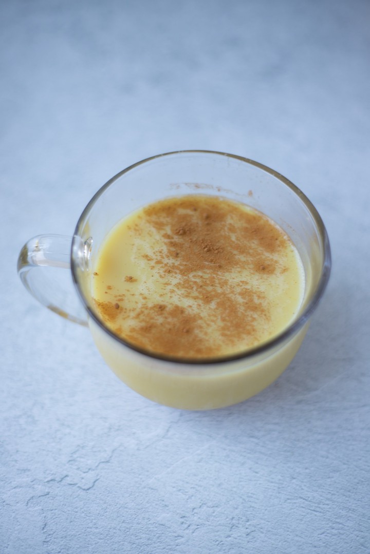 milk with turmeric powder