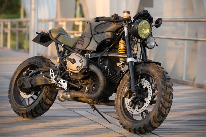 BMW R1200S