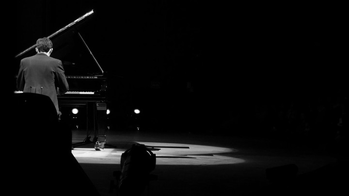 Pianist in concert