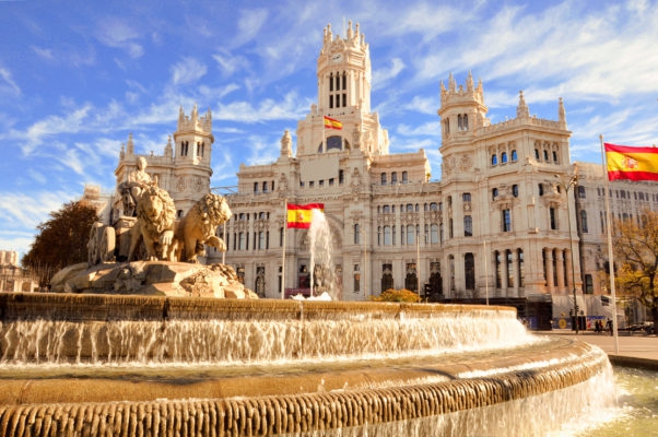 Spanien