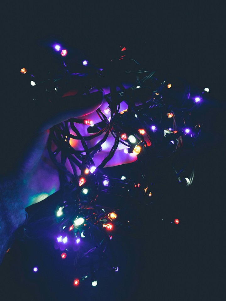 lights in hands.