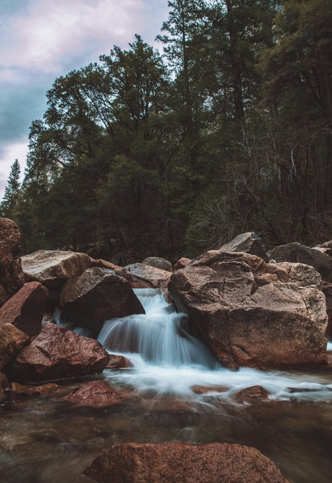 tapety river, Rock