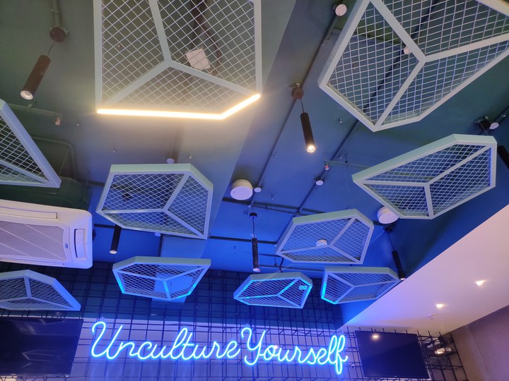 unculture yourself