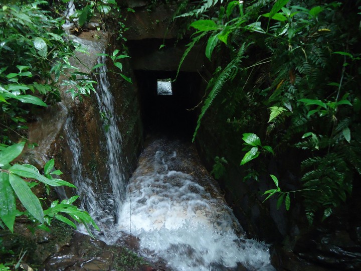 Túnel Na Água