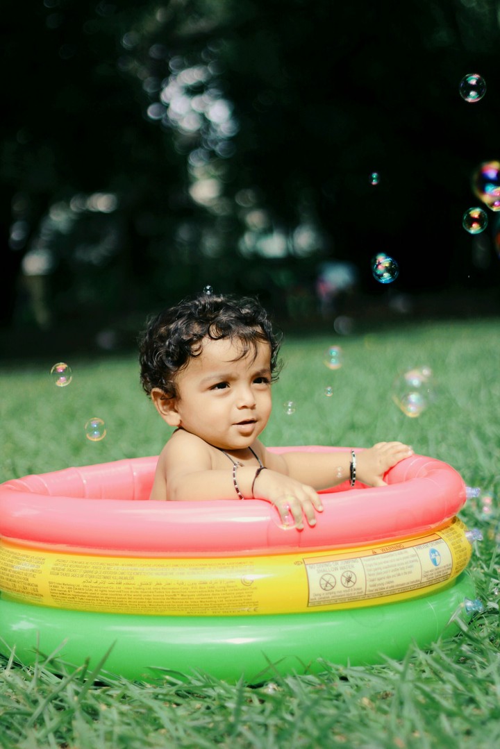 the best photoshoot of this baby