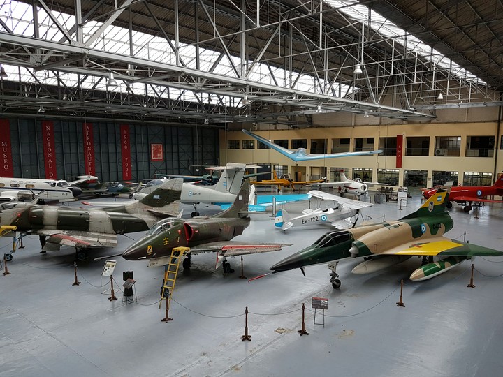 more airplanes