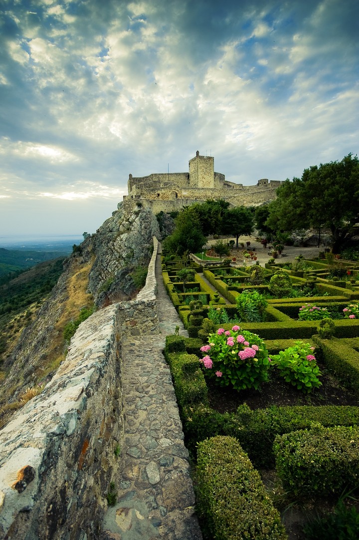 Castle Flowerbeds Stone