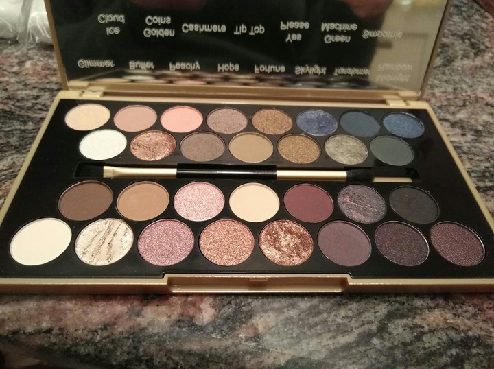 make-up