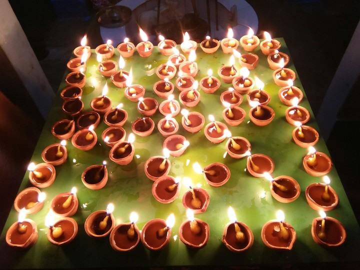 lighten diyas