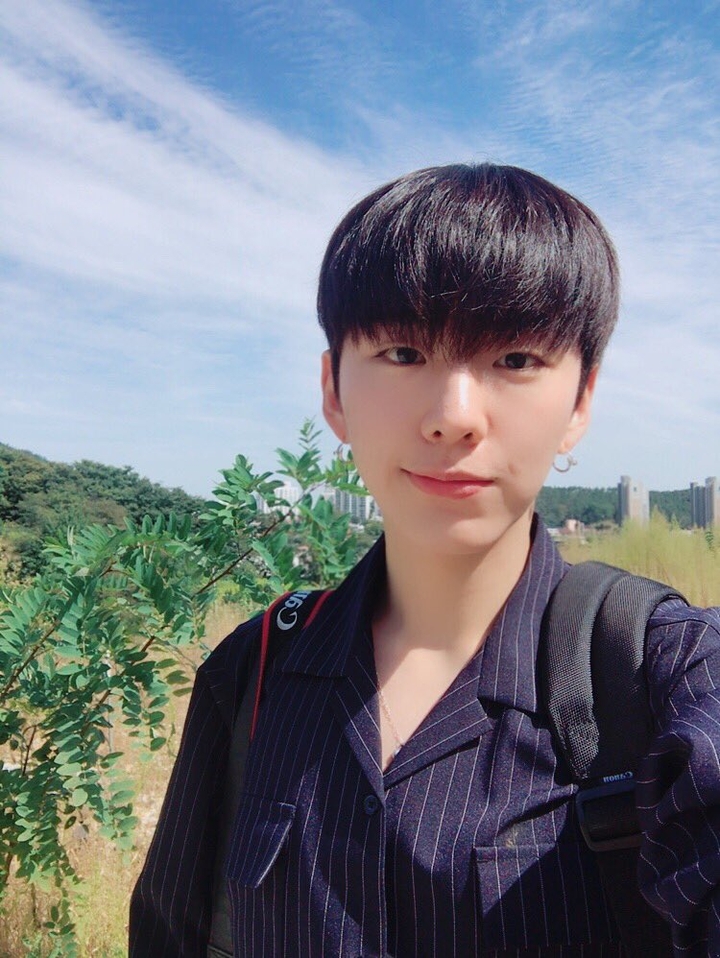 Kihyun selca