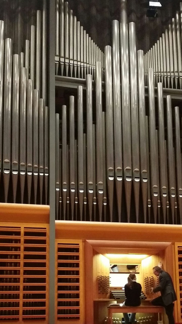 pipe organ