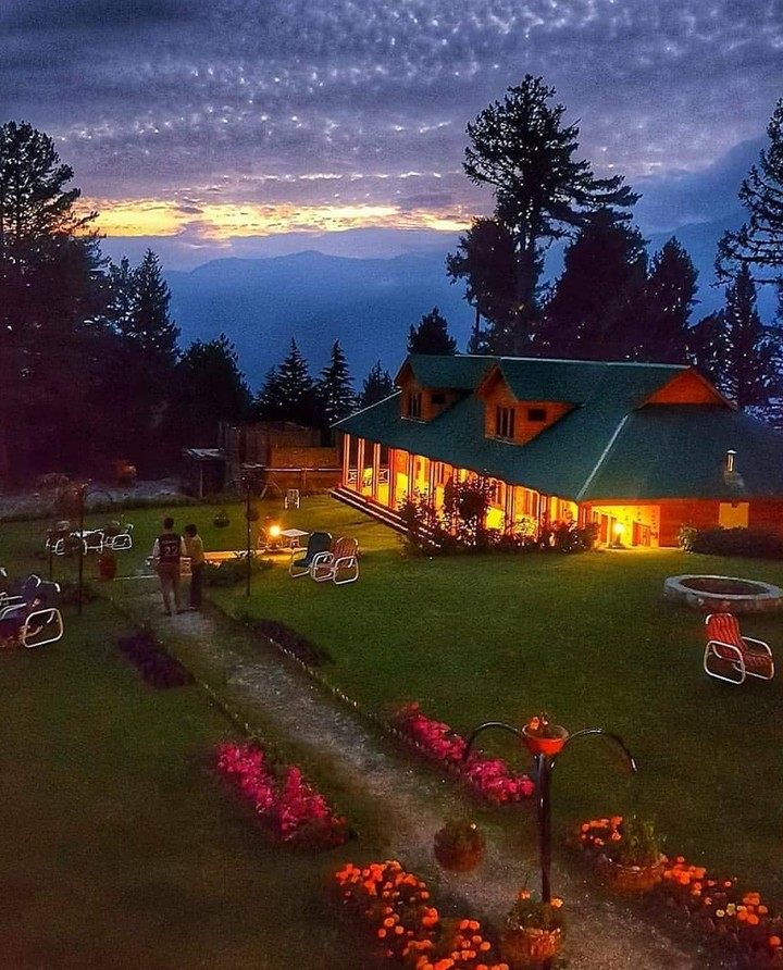 PAKISTAN'S BEAUTY