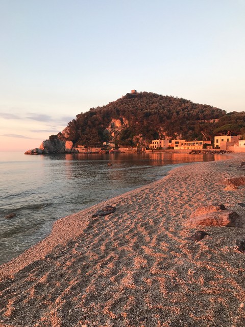 Baia dei saraceni , varigotti , Liguria , Italy