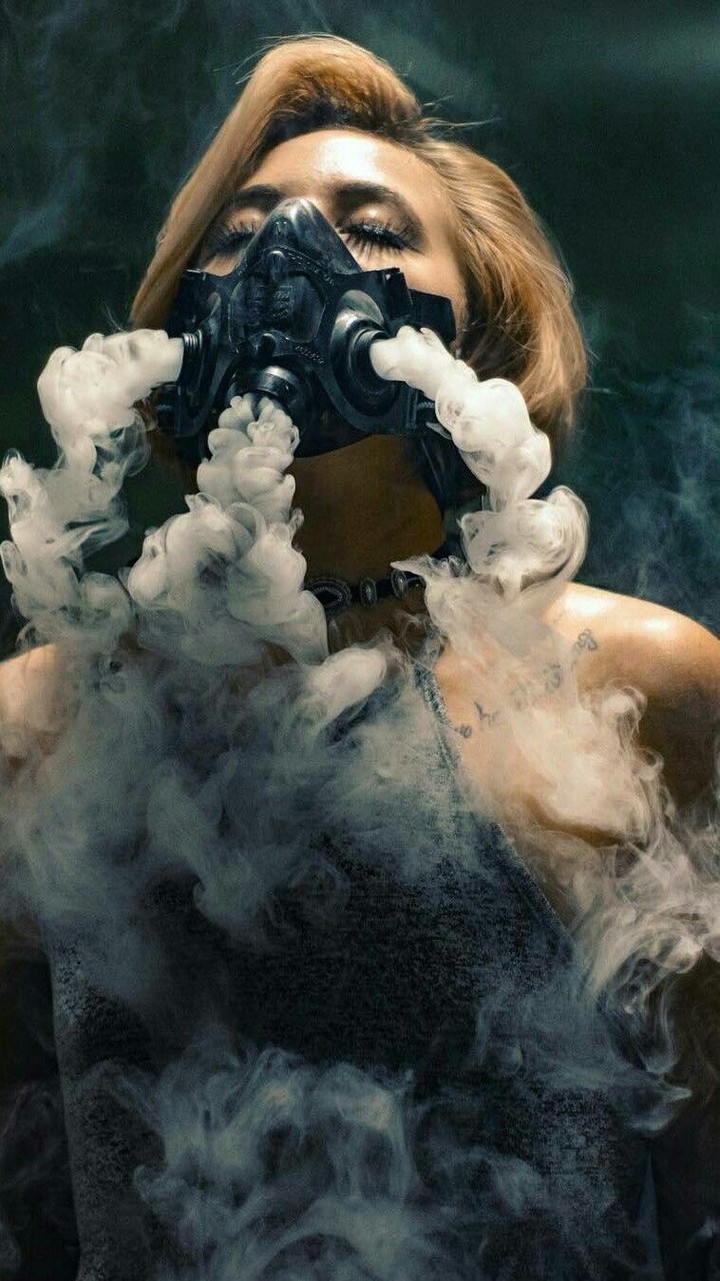 Smoky Girl