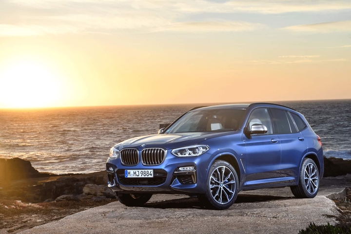 Sea, Blue & BMW