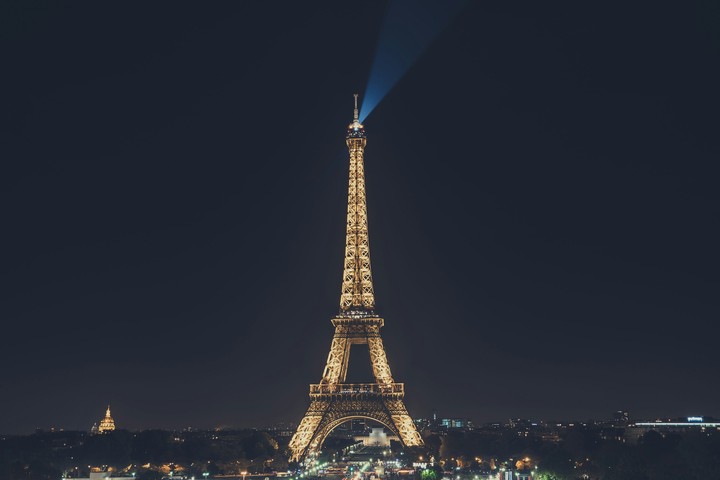 eiffel tower