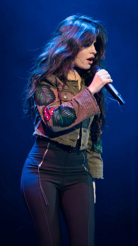 Camila<3