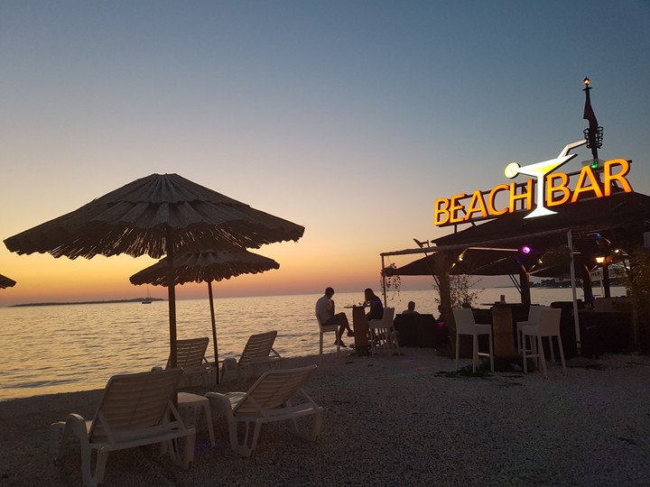 Beach Bar