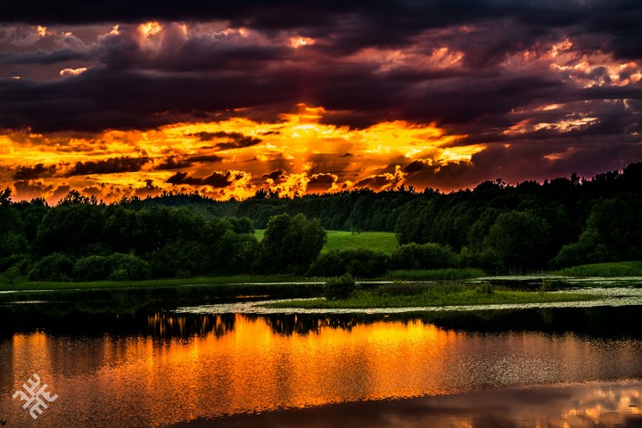 Fire clouds