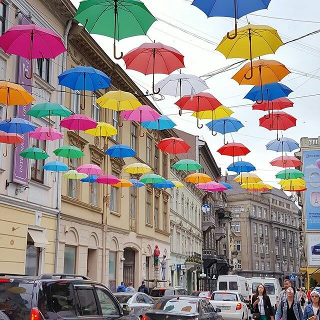 COLORS...