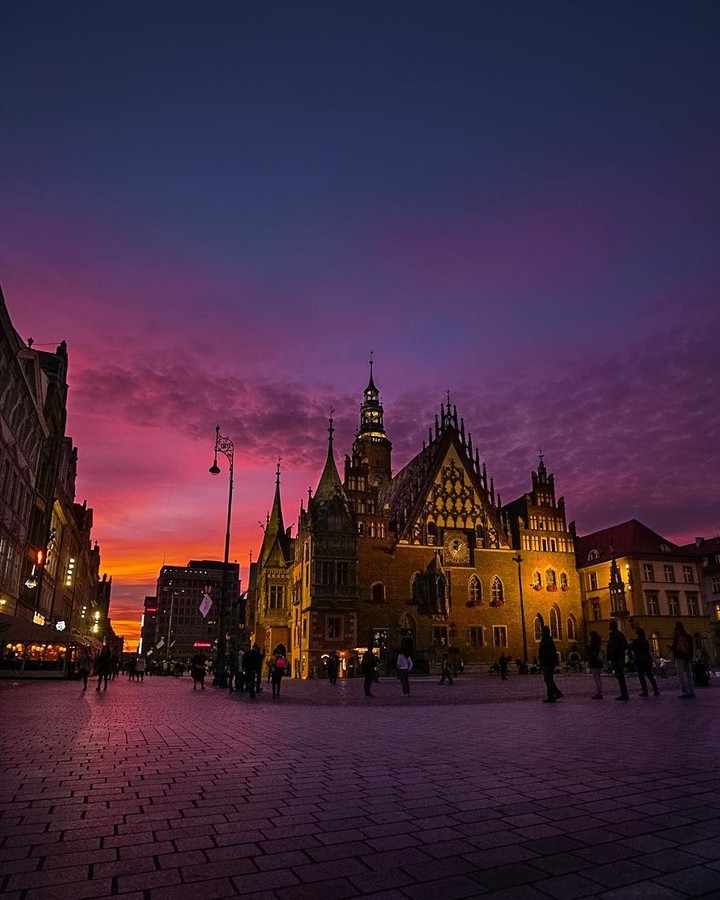 Wroclaw, Poland •Axye~