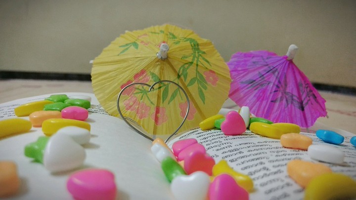 Love Make Colours