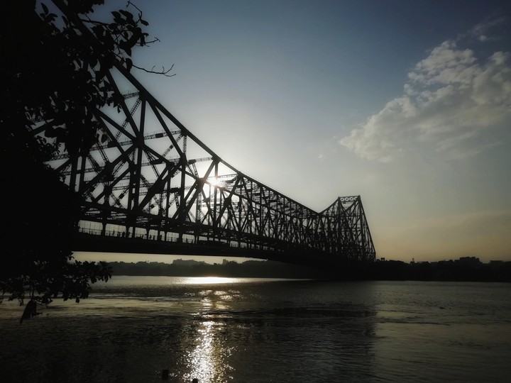 howrah Bridge