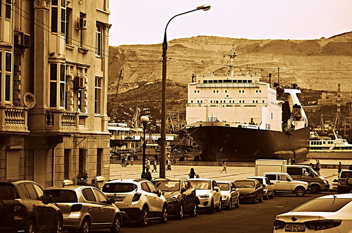 Novofossiysk embankment