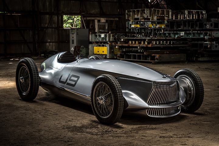 Infinity Prototype 9 Race Car