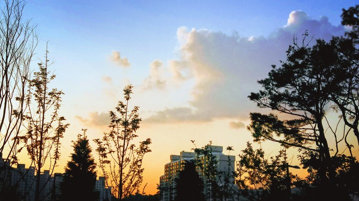 맑은 구름