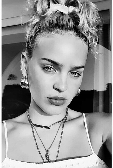 Anne Marie
