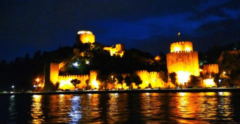 Turkey. Night İstanbul. Bosphorus tour.