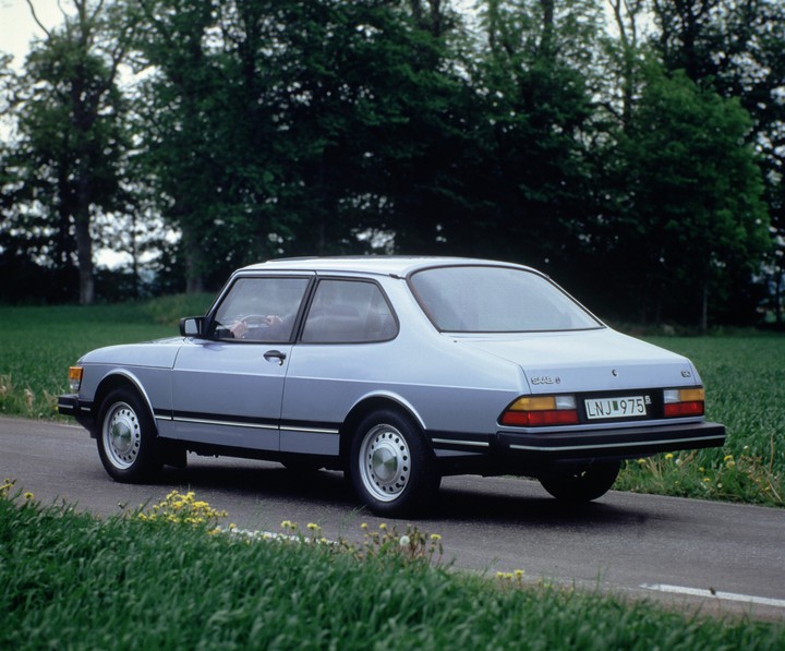 saab