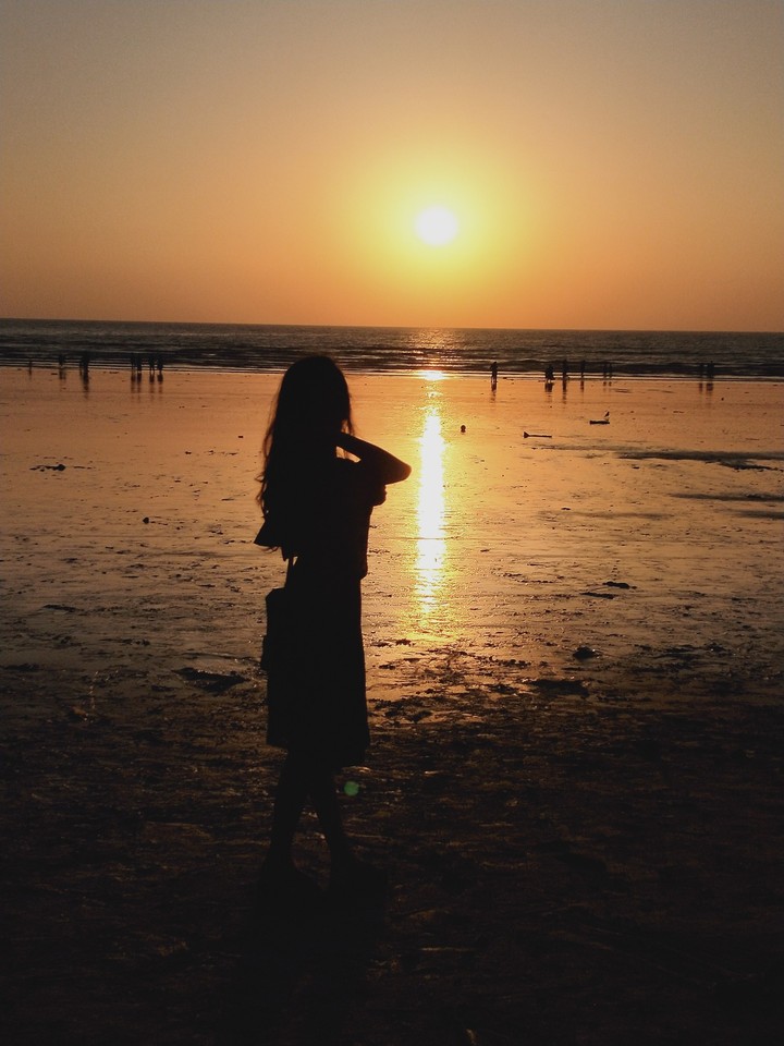 sunset on juhu