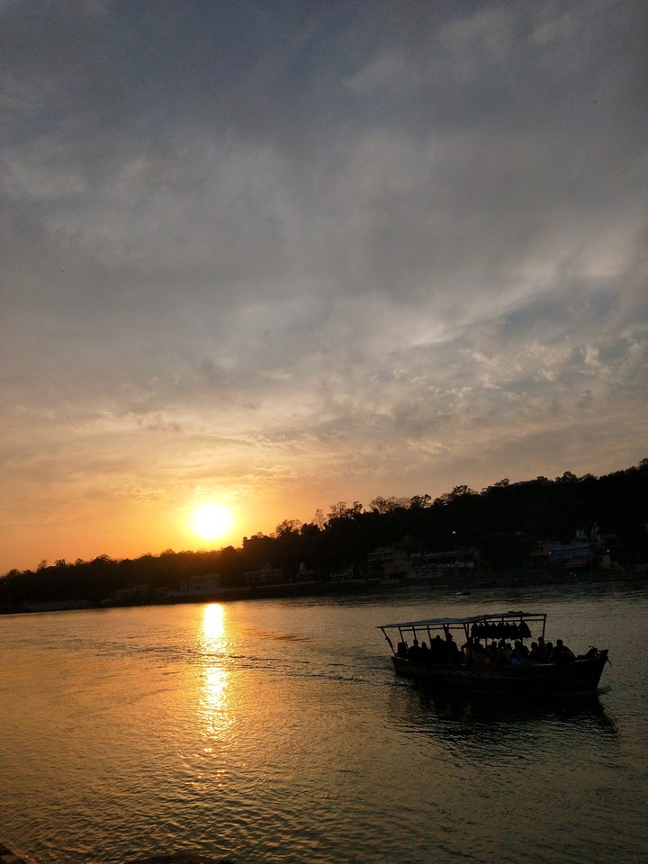 sunsets in rishikesh