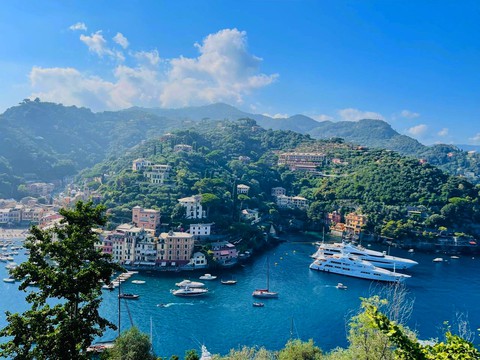 WOW IT'S ITALY!