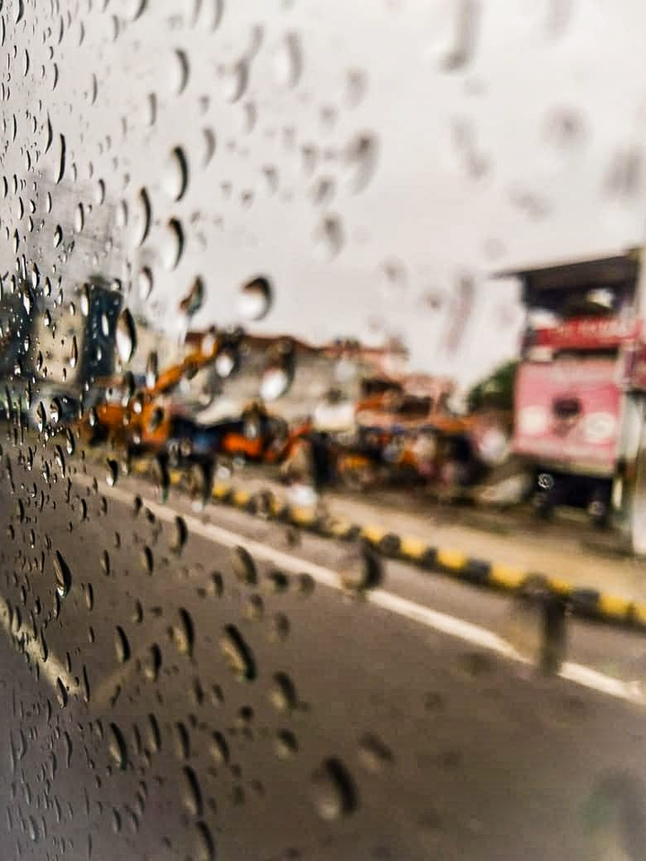 drops water