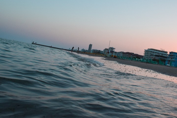 WAVES AT BEACH