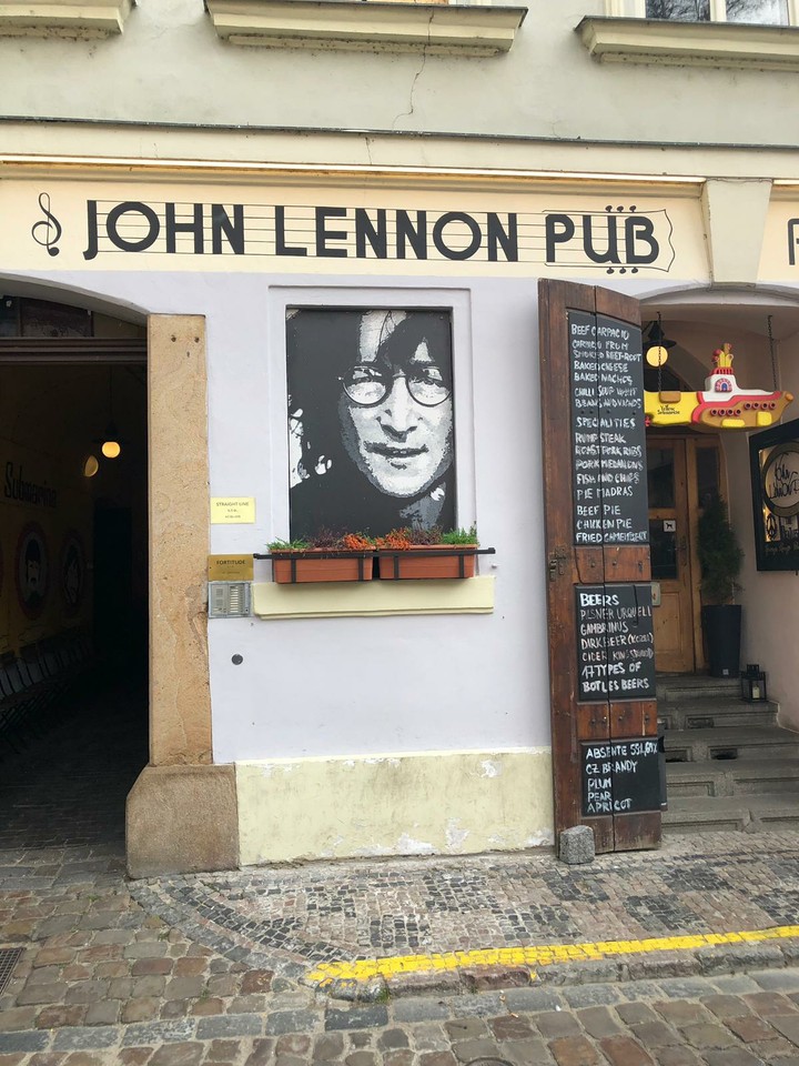 John Lennon Pub