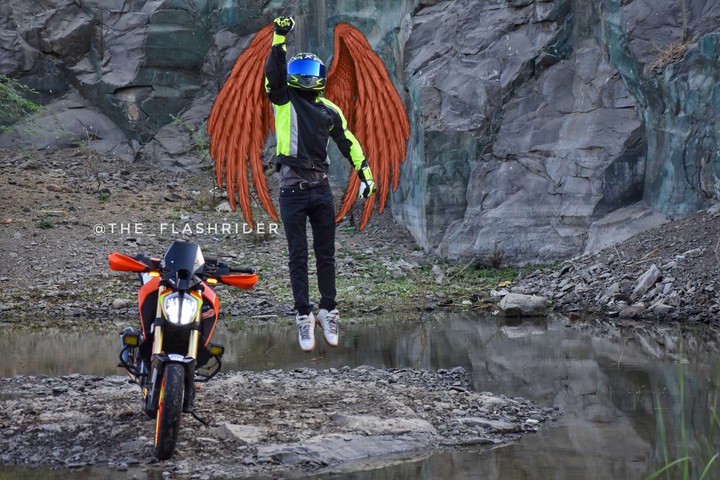 @the_flashrider