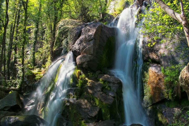 cascada de las nogaledas