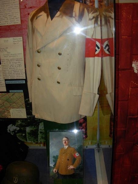 tunic of adolf hitler.
