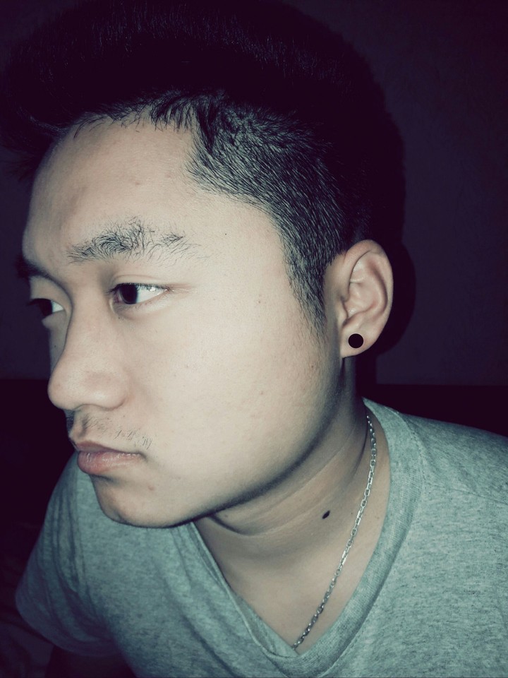 Handsome*