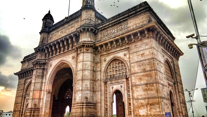 gate way of india from my angle