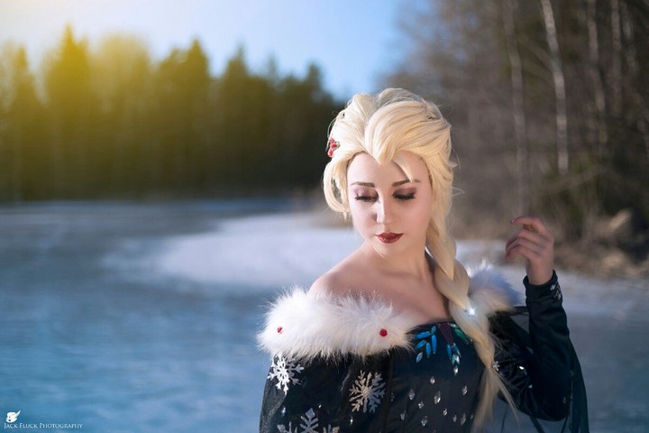 Elsa olaf's frozen adventure