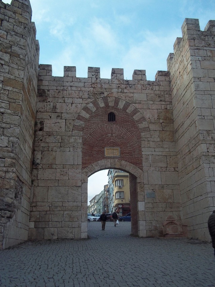 Saltanat Kapısı