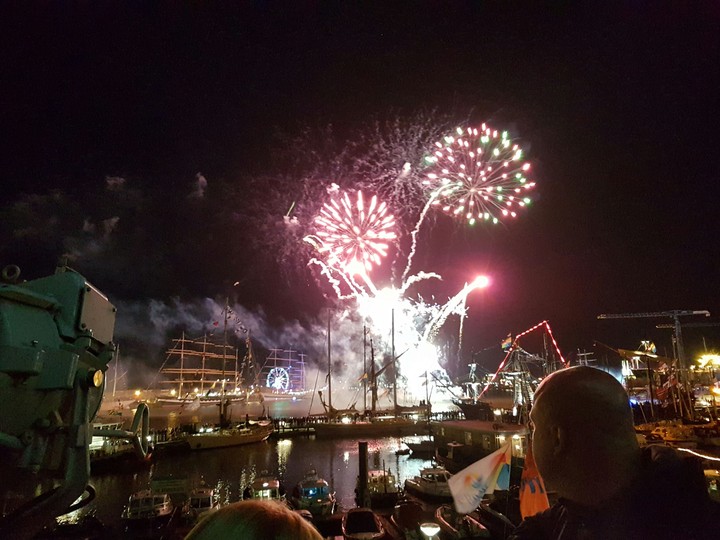 fireworks  Delfsail 2016