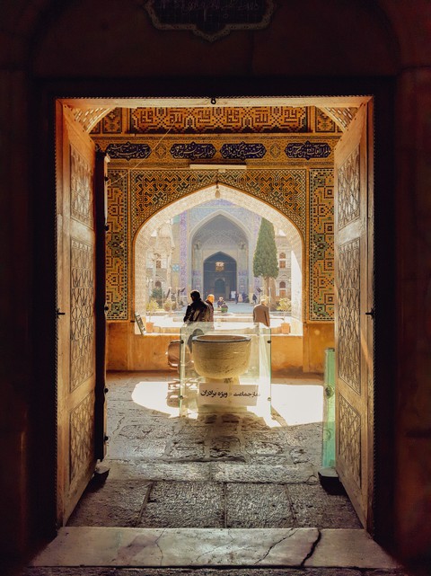 chahar bagh school/isfahan/iran