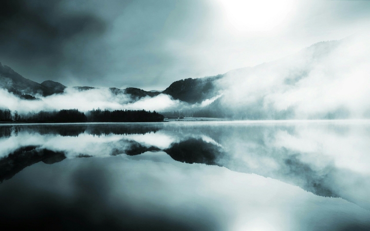 frightening lake