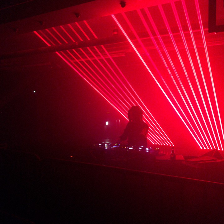 DJ